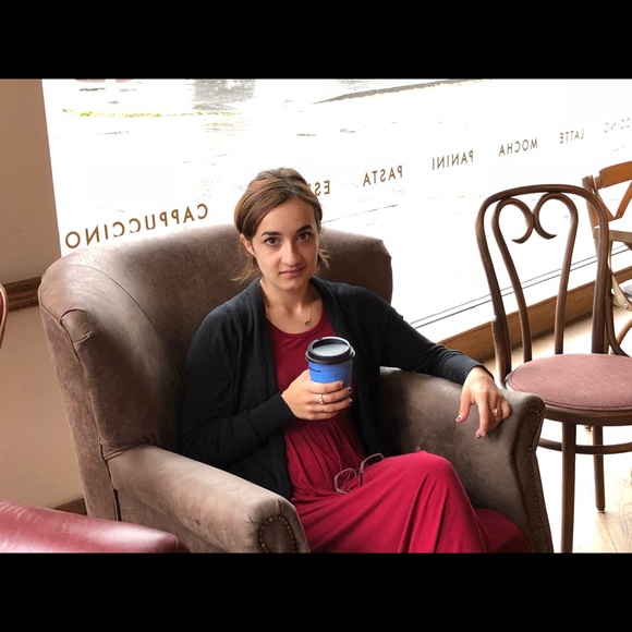 Meet your Posher, Aj - Picture 5 of 8